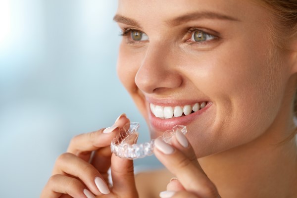 An Orthodontist Discusses Invisalign Invisible Braces - Oak Tree